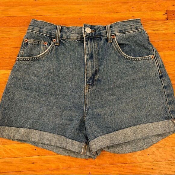 BDG Urban Outfitters High Rise denim Jean Mom Shorts - Picture 1 of 3